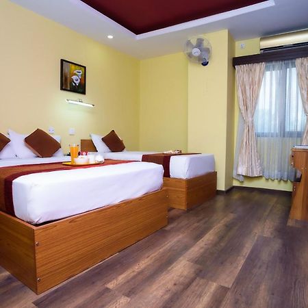 Oyo 105 Hotel Travel Inn Kathmandu Exterior photo