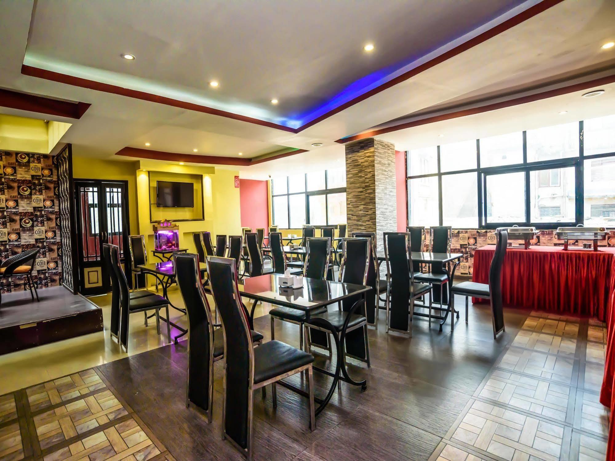 Oyo 105 Hotel Travel Inn Kathmandu Exterior photo